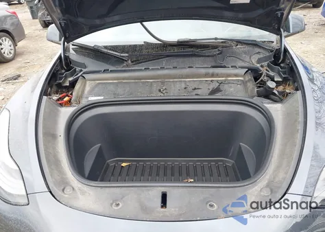 2022 Tesla Model Y Performance Dual Motor All-Wheel Drive z USA, uszkodzony, nr VIN 7SAYGDEF2NF508002